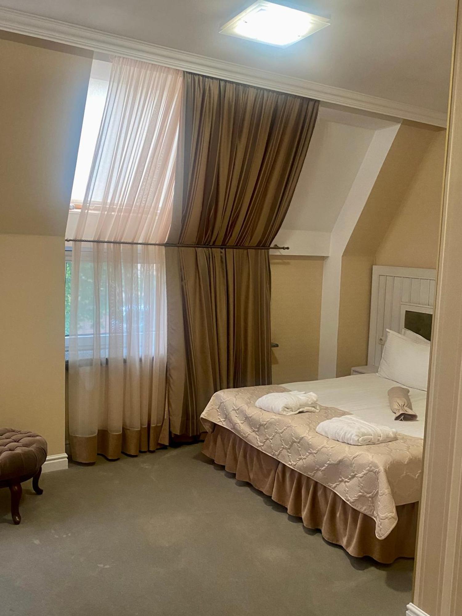 Boutique Hotel Deluxe Kamianets-Podilskyi Exterior foto