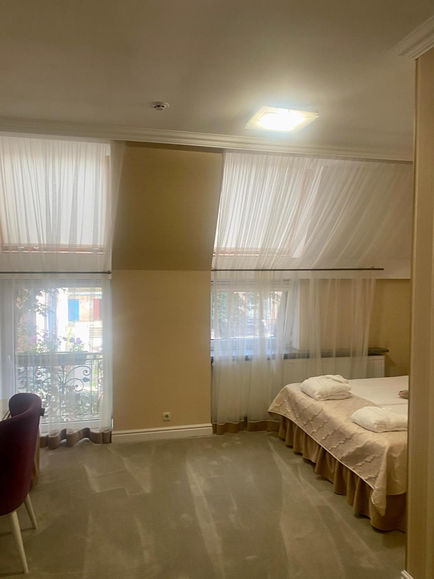 Boutique Hotel Deluxe Kamianets-Podilskyi Exterior foto